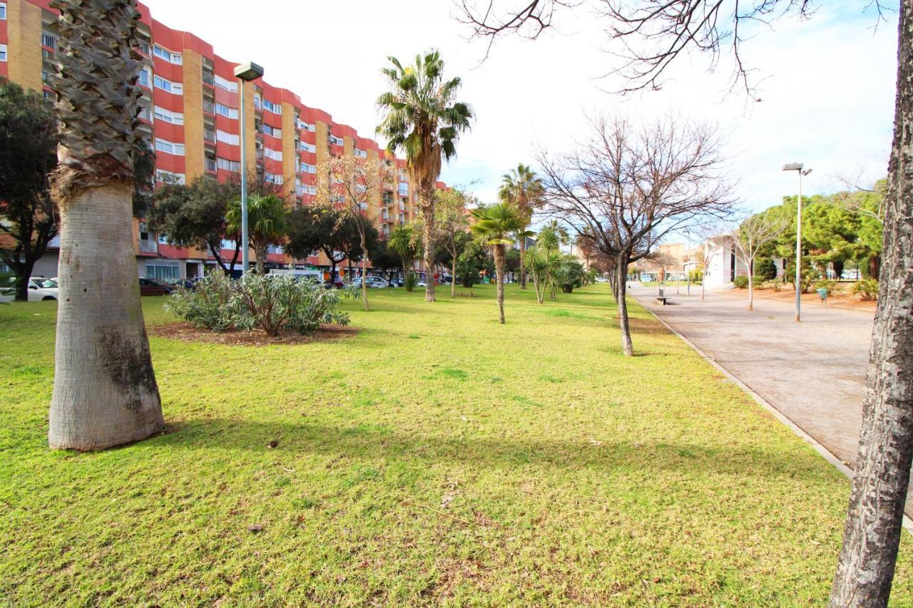Global Properties, Los Claveles - Practico Apartamento Con Wifi En Puerto De Sagunto Exterior photo