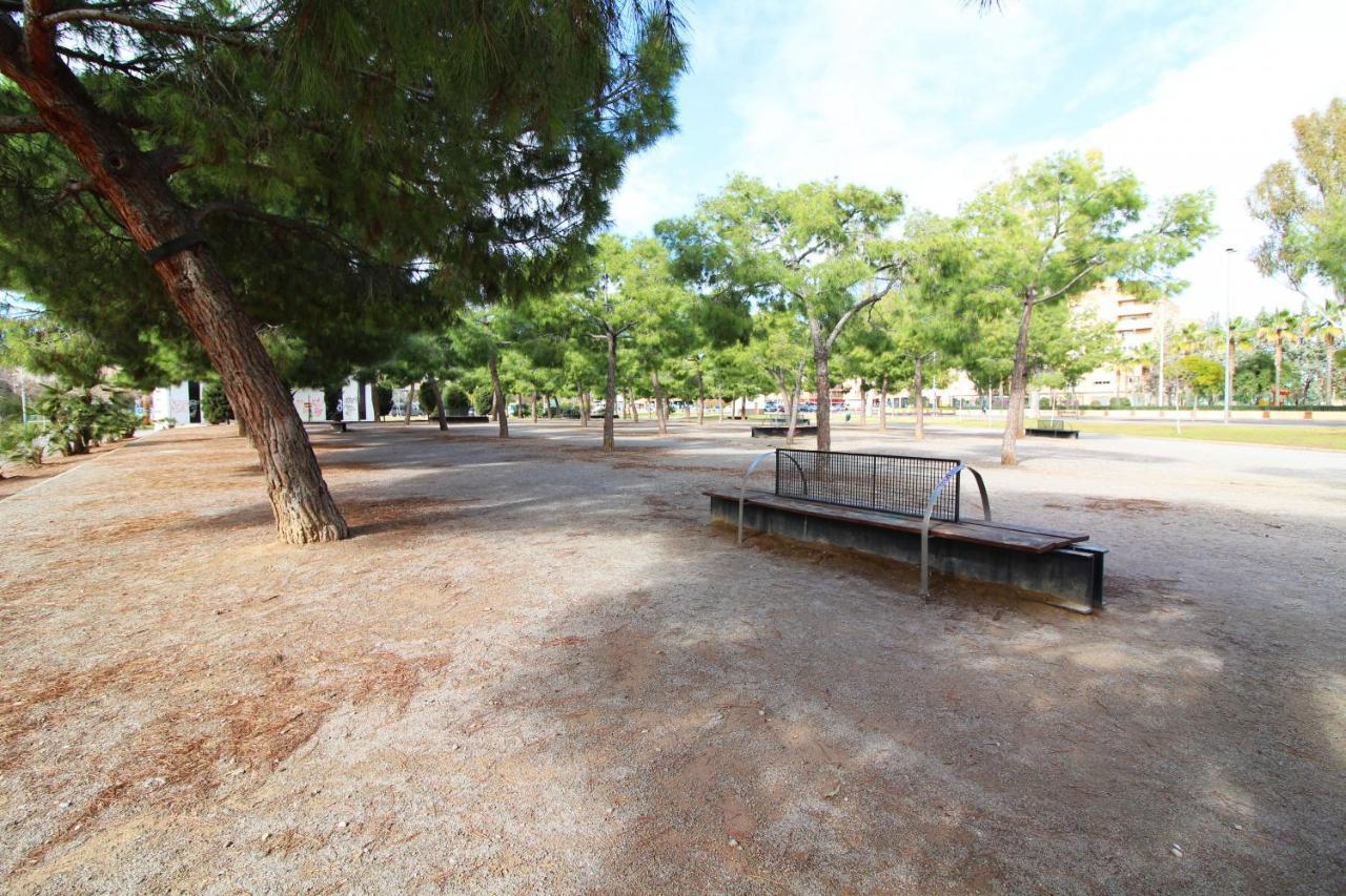Global Properties, Los Claveles - Practico Apartamento Con Wifi En Puerto De Sagunto Exterior photo