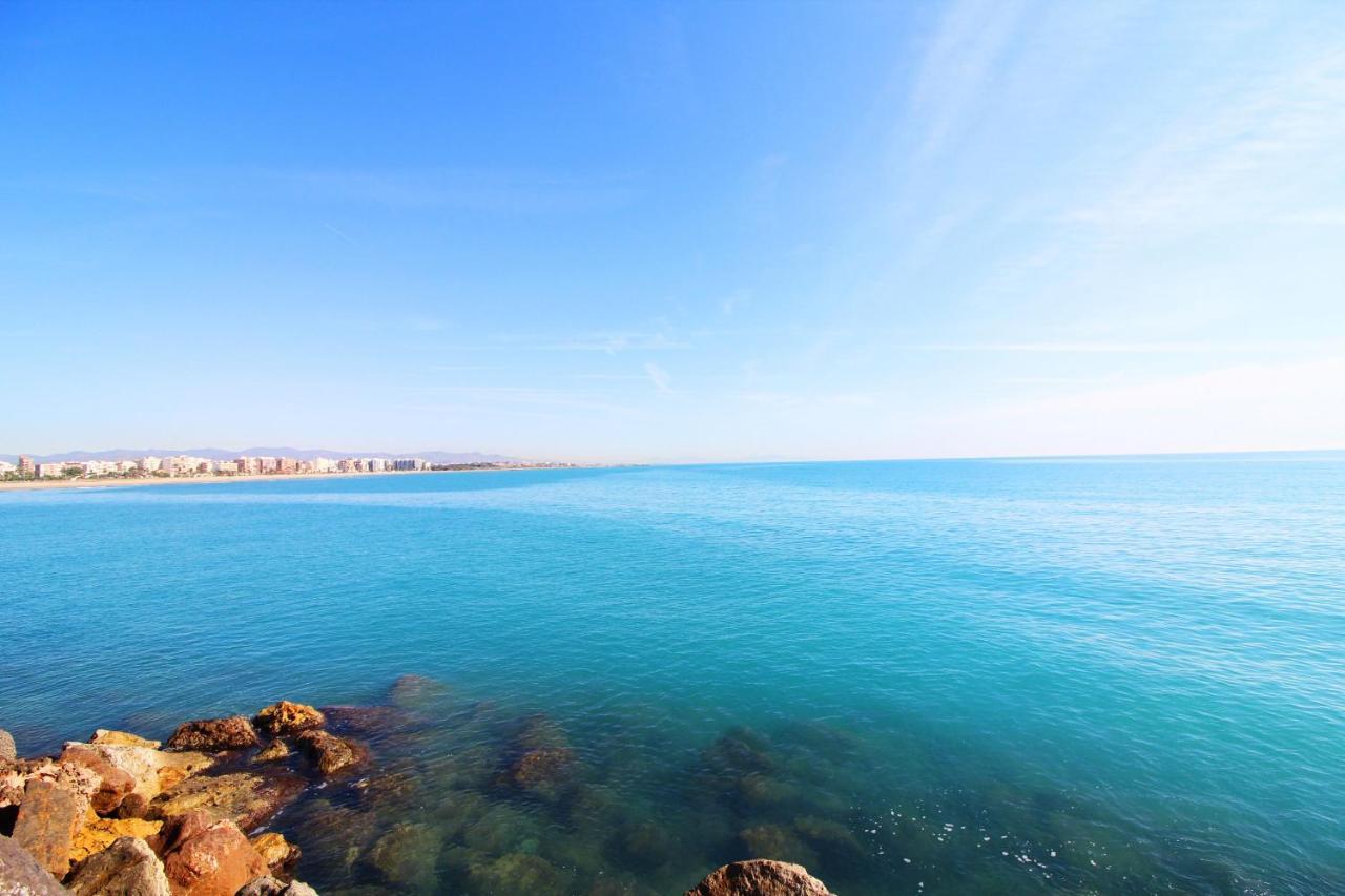Global Properties, Los Claveles - Practico Apartamento Con Wifi En Puerto De Sagunto Exterior photo